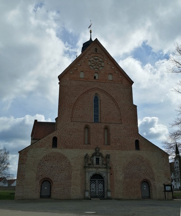 Церковь Святой Марии в Доберлюге 