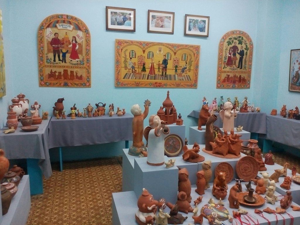 Школьный музей Унечской народной глиняной игрушки-свистульки