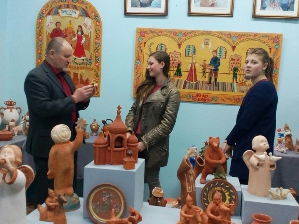 Школьный музей Унечской народной глиняной игрушки-свистульки