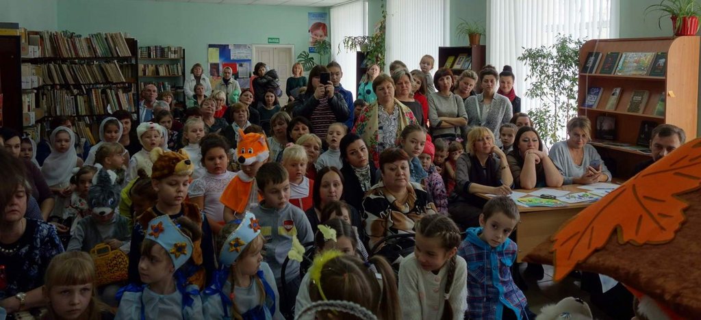 Стало доброй традицией на кануне праздника Покрова Пресвятой Богородицы собираться в Унечской городской детской библиотеке.