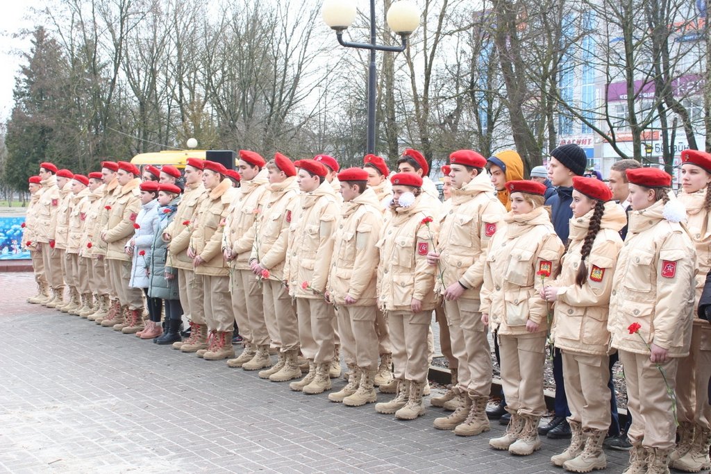 В Унече прошли мероприятия, посвящённые памяти нашего земляка, Героя России Алексея Рассказа.