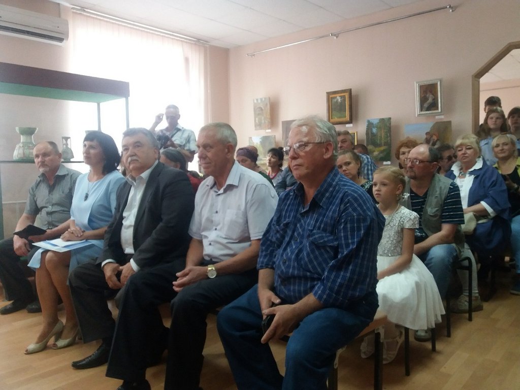 XX международный пленэр живописцев в Унече завершился вернисажем